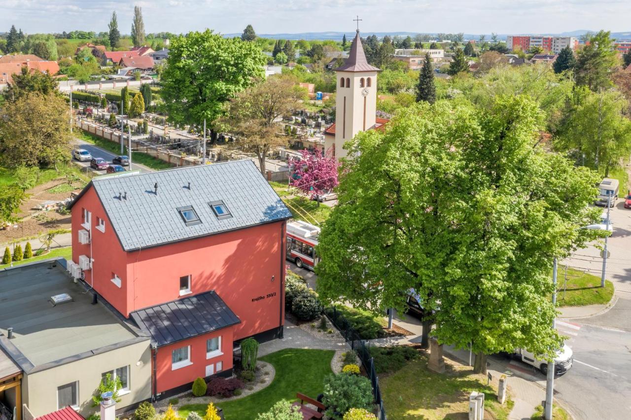 Elendris - Ubytovani U Kostela Brno Eksteriør bilde